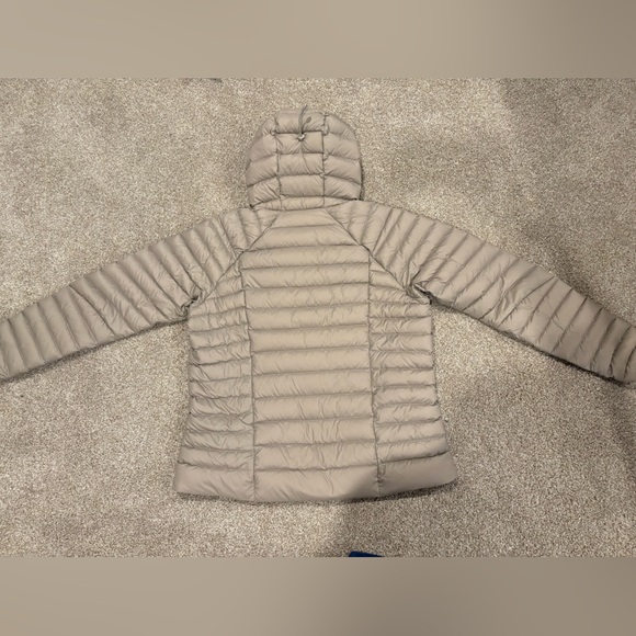 Patagonia Down Sweater Hoody women’s size XL - Picture 7 of 7